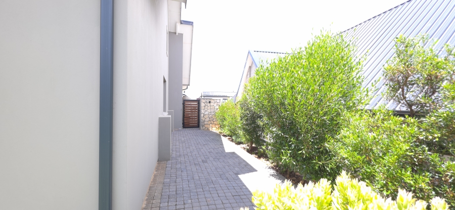 3 Bedroom Property for Sale in Hartland Lifestyle Estate Western Cape